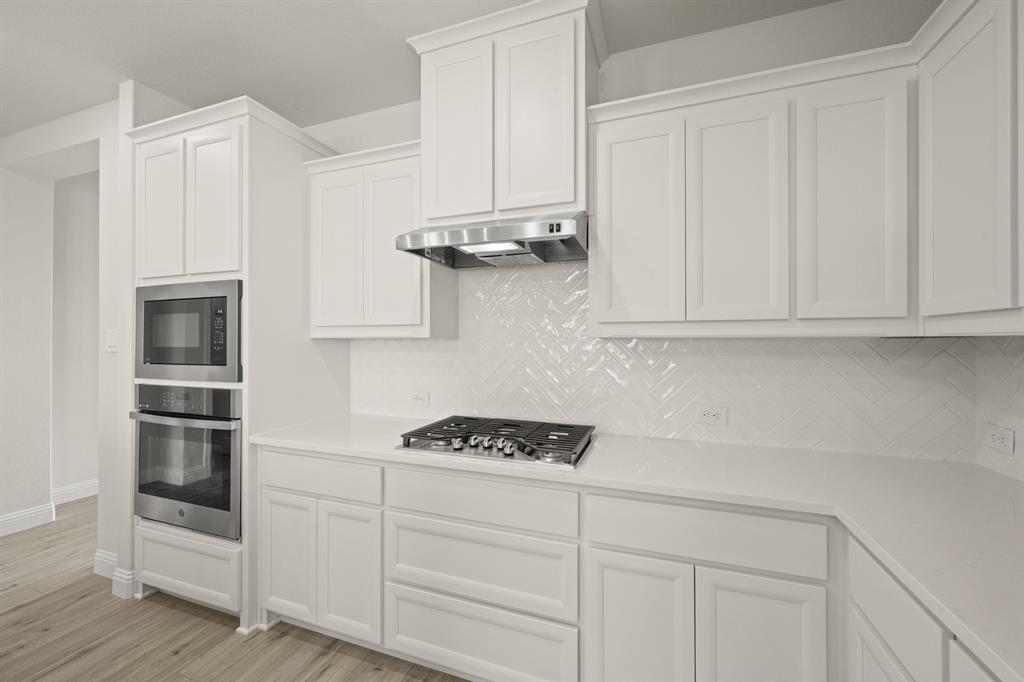 14530 Lovelace Street Property Photo 5