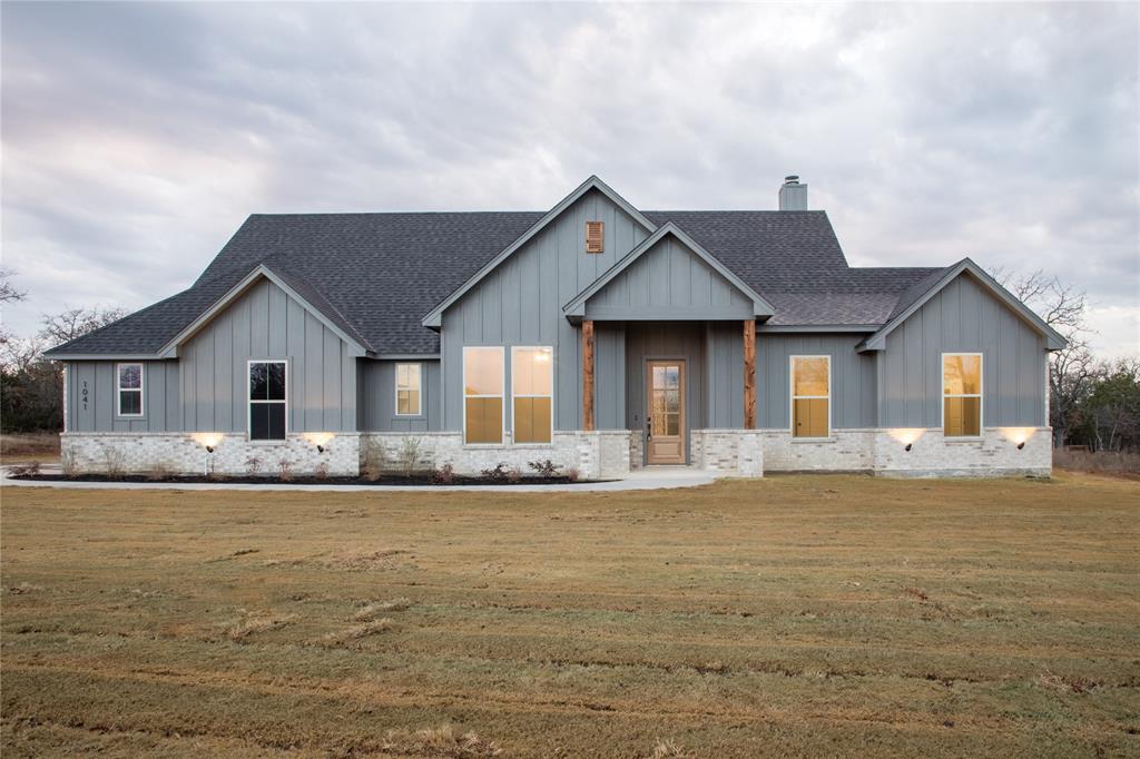 1041 Churchill Lane Property Photo