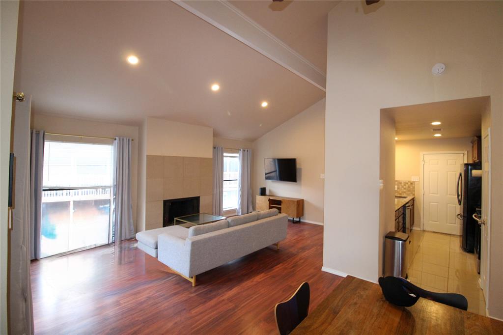 7031 Holly Hill Drive Property Photo