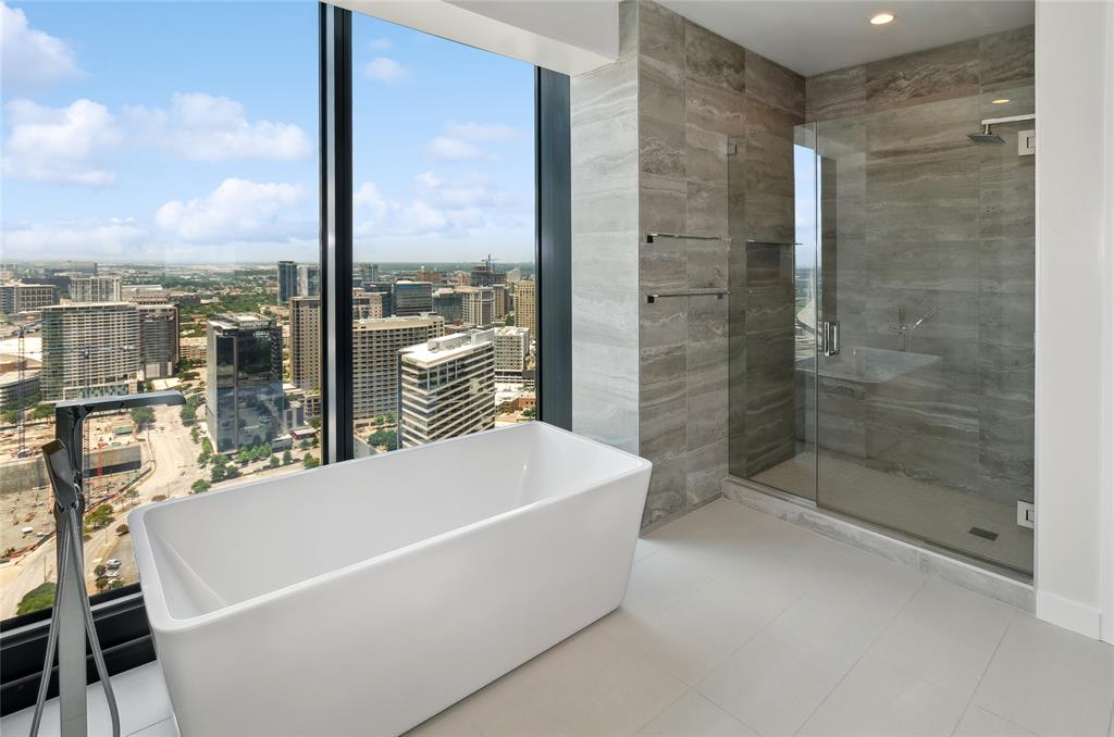 1800 N Field Street Property Photo