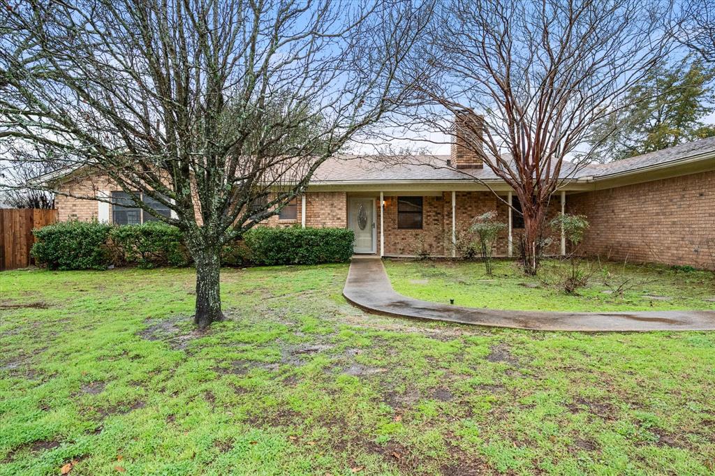 715 Robindale Lane Property Photo