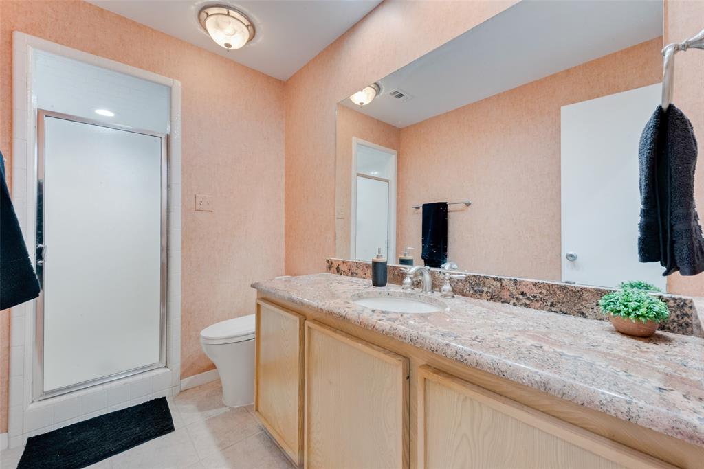 8912 Maple Glen Drive Property Photo 10