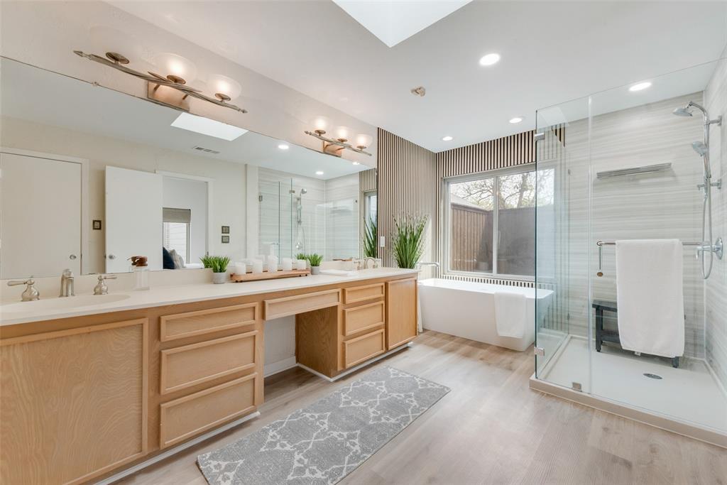 8912 Maple Glen Drive Property Photo 13