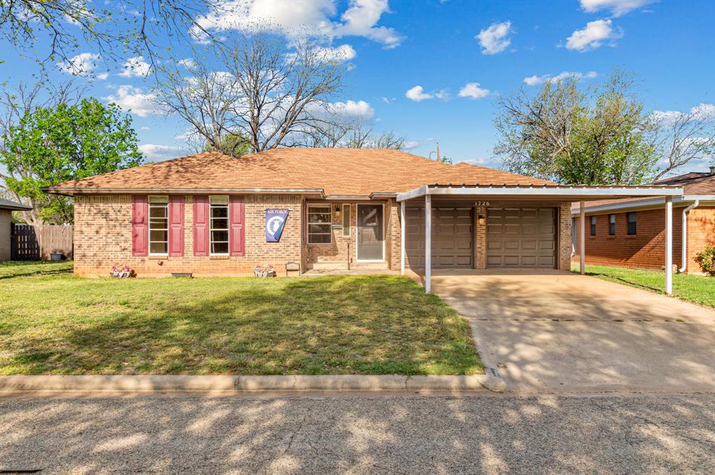1726 Yorktown Drive Property Photo