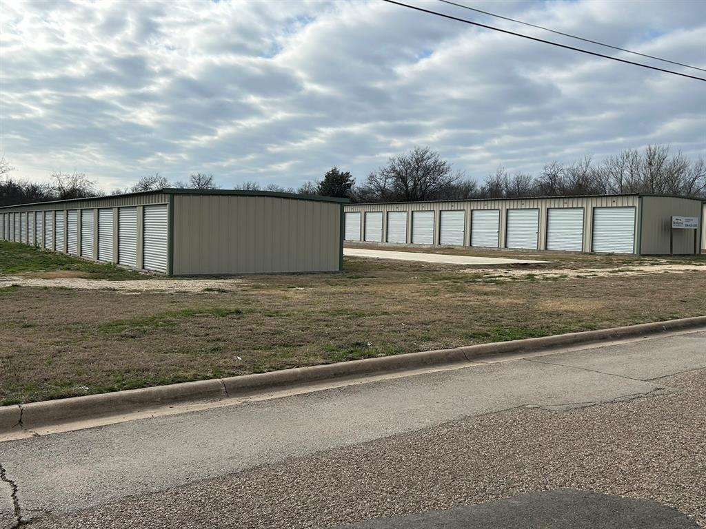 313 E G Street Property Photo 2