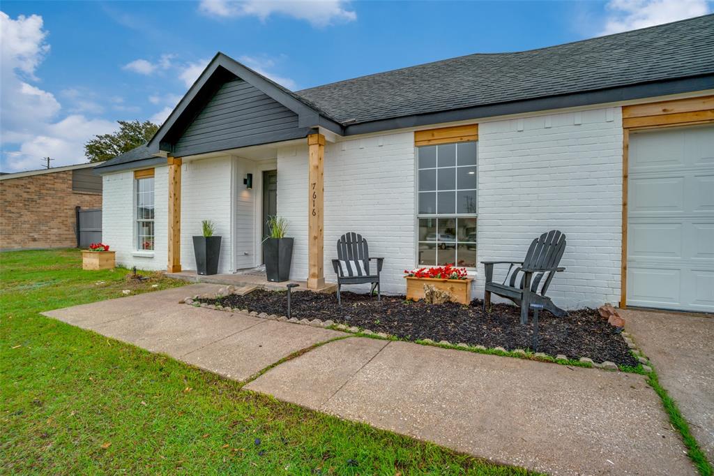 7616 Independence Drive Property Photo