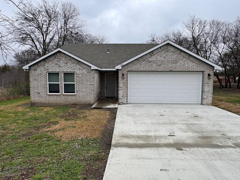 206 White Street Property Photo