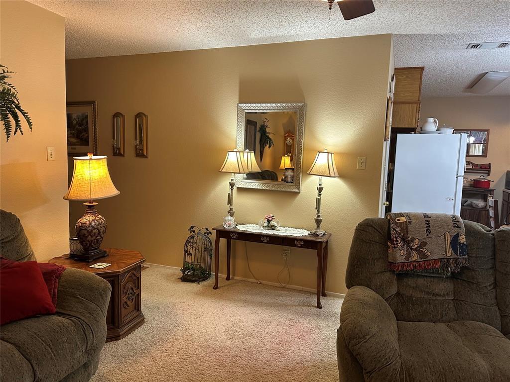 2016 E 1st Street Property Photo 3
