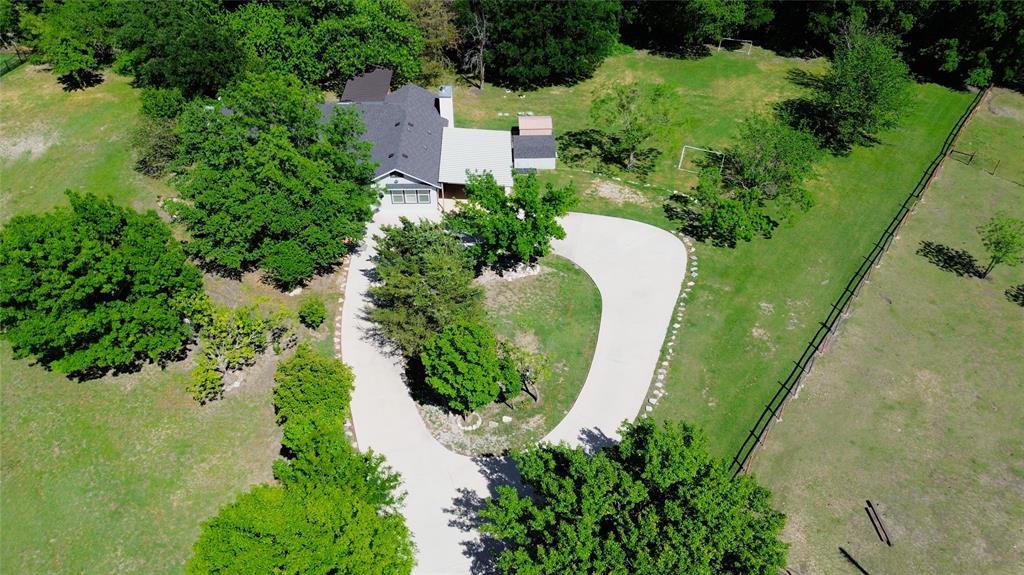 1435 Pioneer Lane Property Photo 1