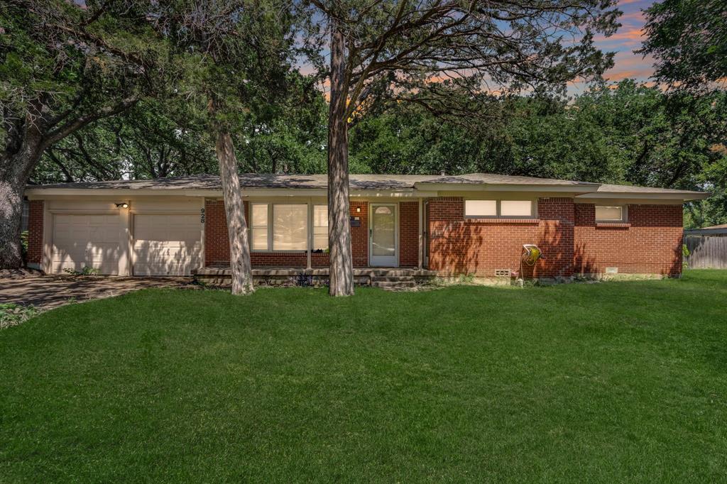 928 Glenda Drive Property Photo