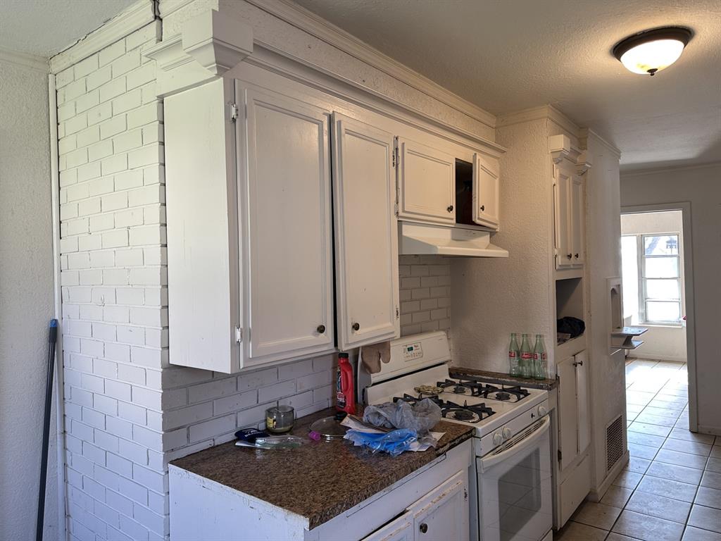 609 Walnut Street Property Photo 12