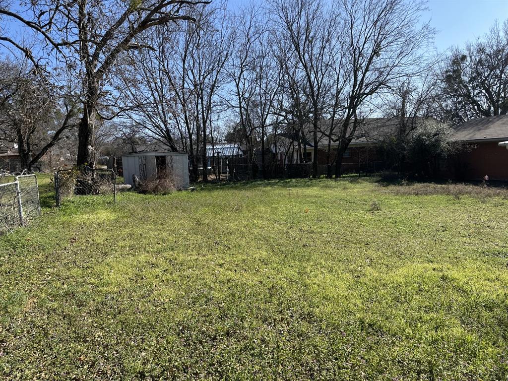 609 Walnut Street Property Photo 25