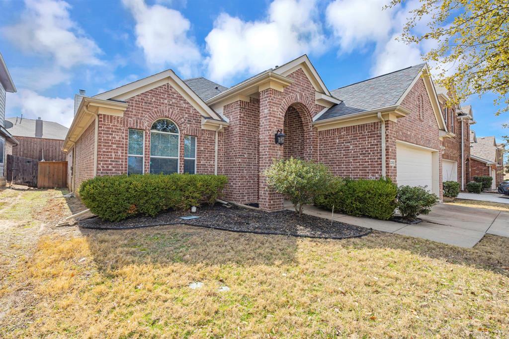 2312 Fountain Gate Drive Property Photo