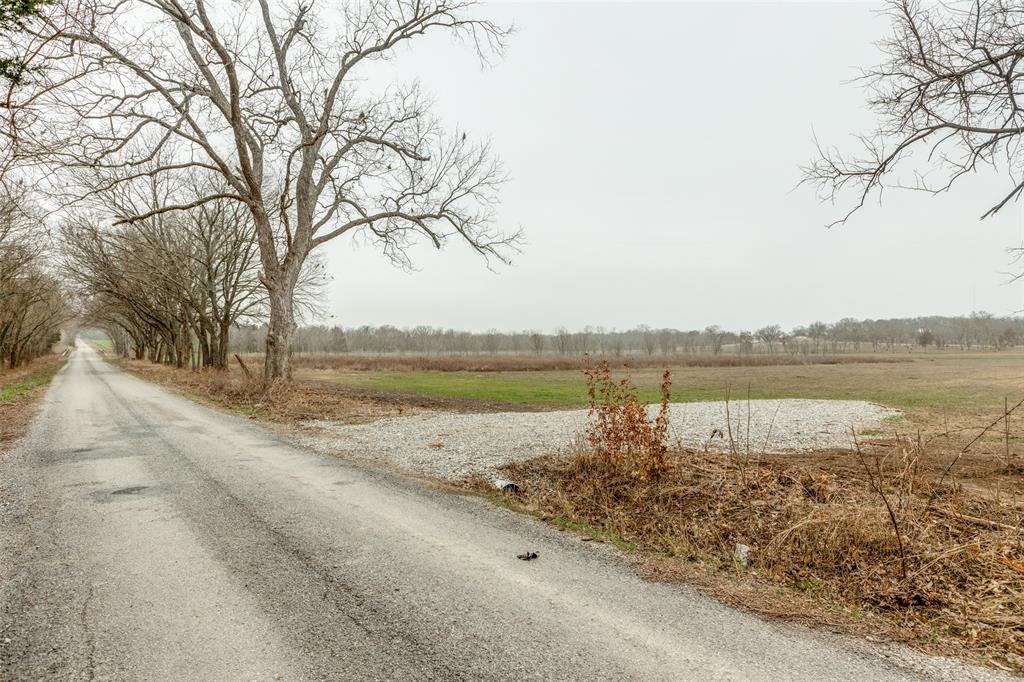 2023 Joe Davis Road Property Photo 3