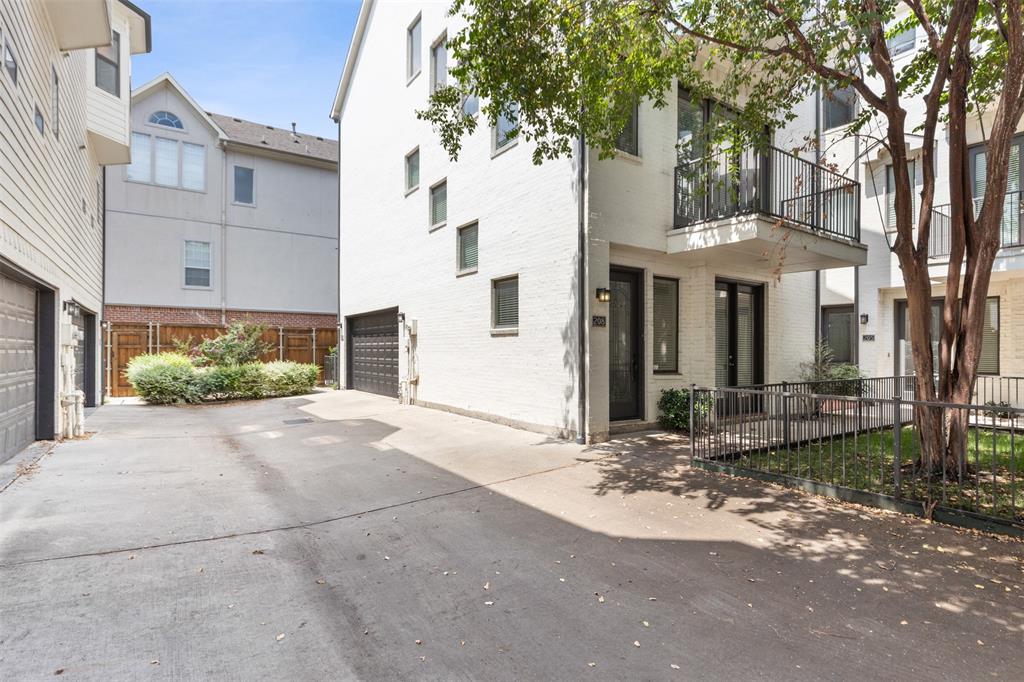 4502 Holland Avenue Property Photo