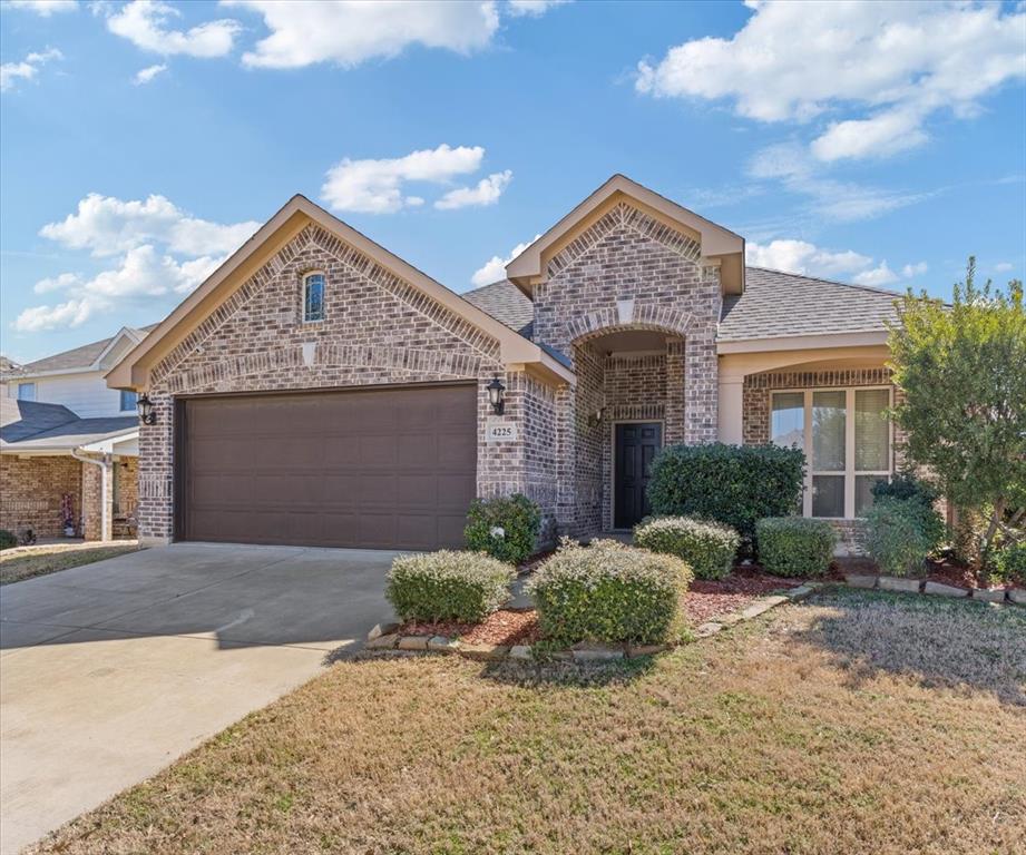 4225 Summersweet Lane Property Photo