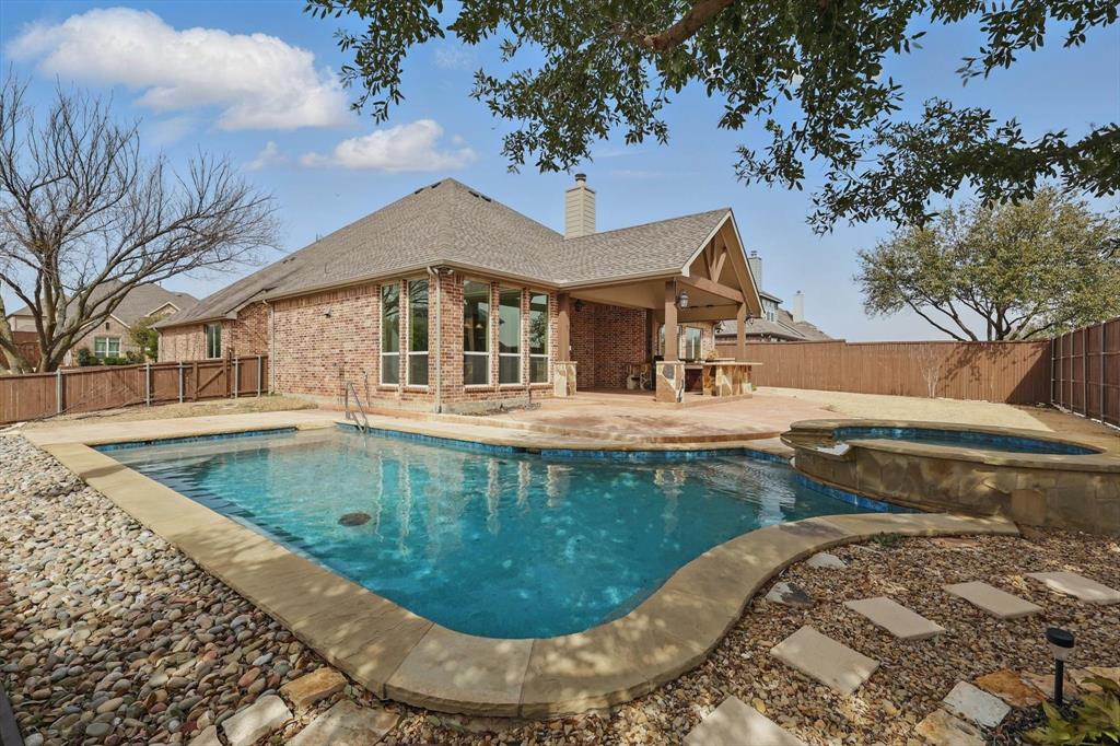 6200 Indian Blanket Trail Property Photo