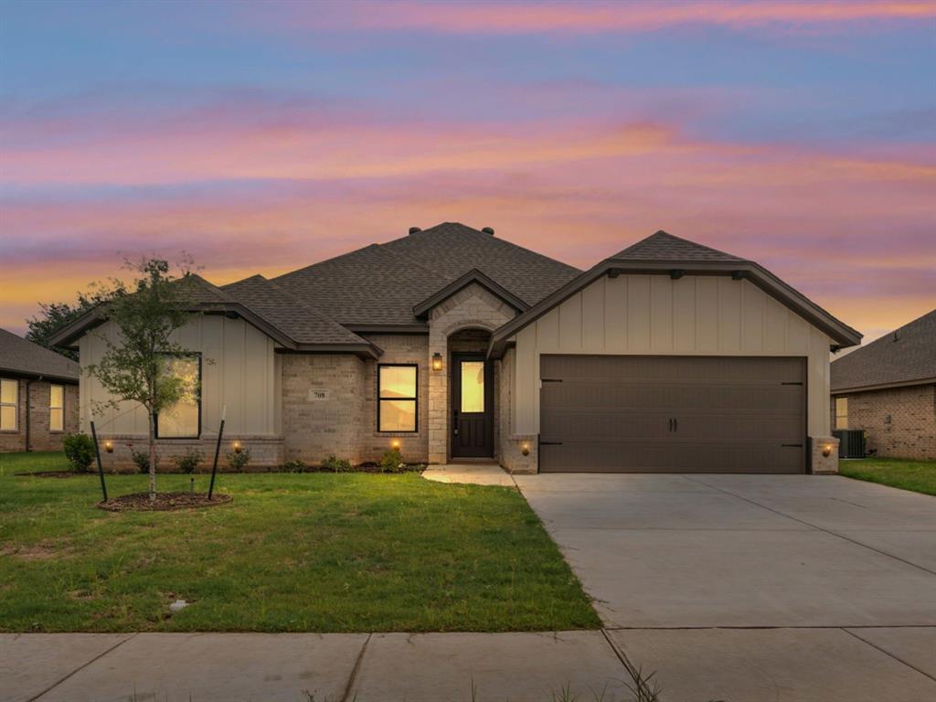 708 Jameson Property Photo 1