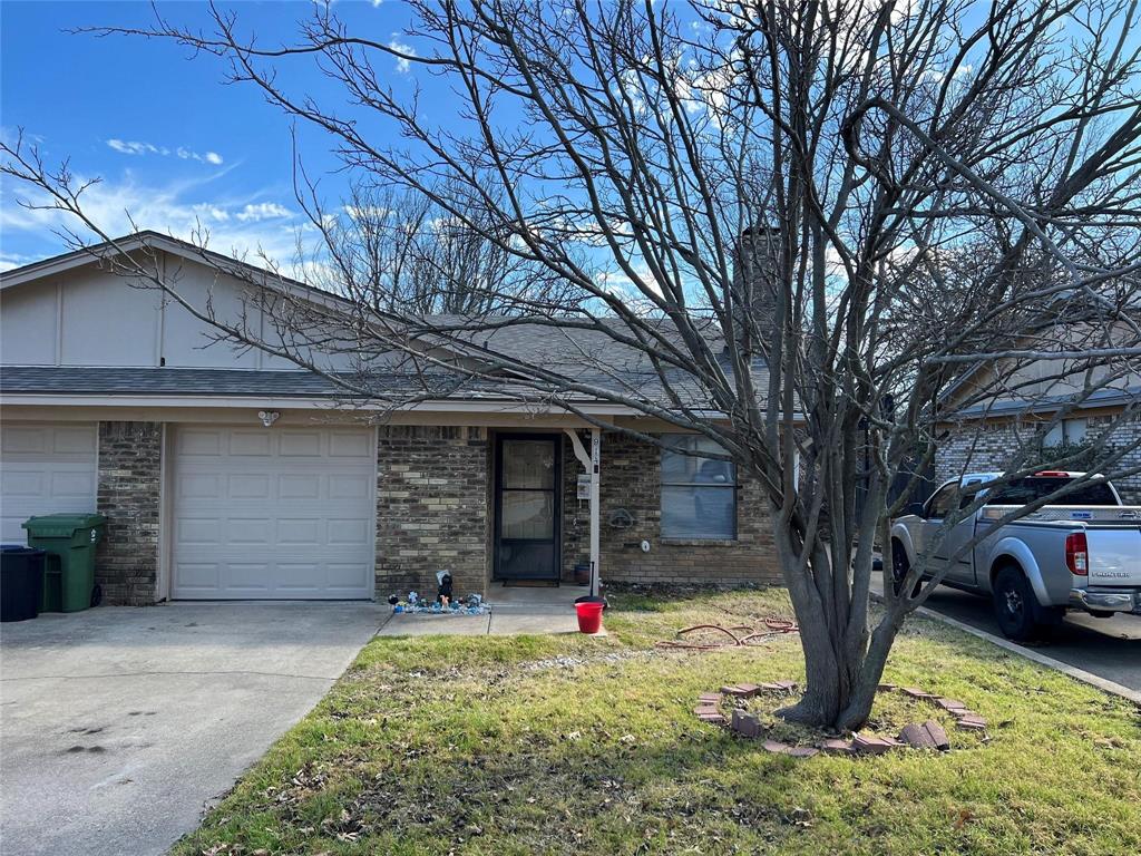 914 Meadowbrook Drive Property Photo