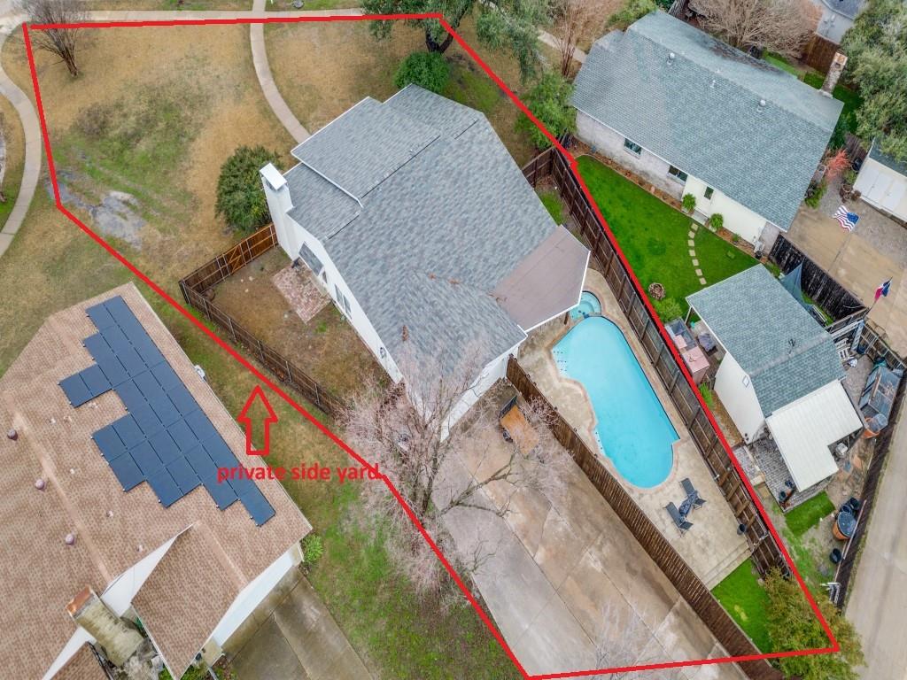 2801 White Oak Drive Property Photo 2