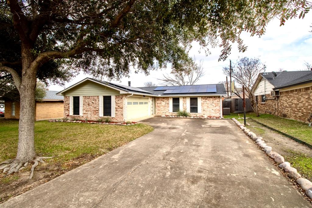 1532 Valley Trail Property Photo