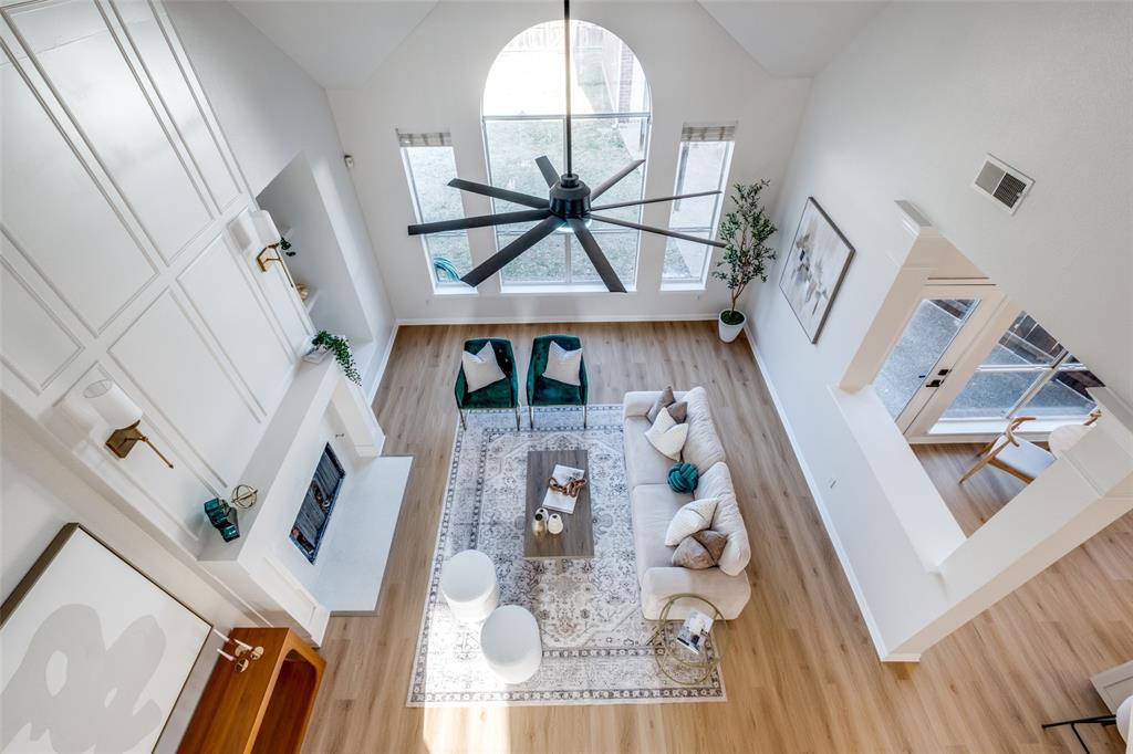 Castle Hills Real Estate Listings Main Image