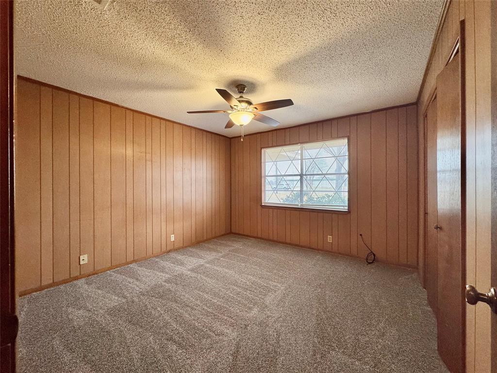 605 Tool Drive Property Photo 19