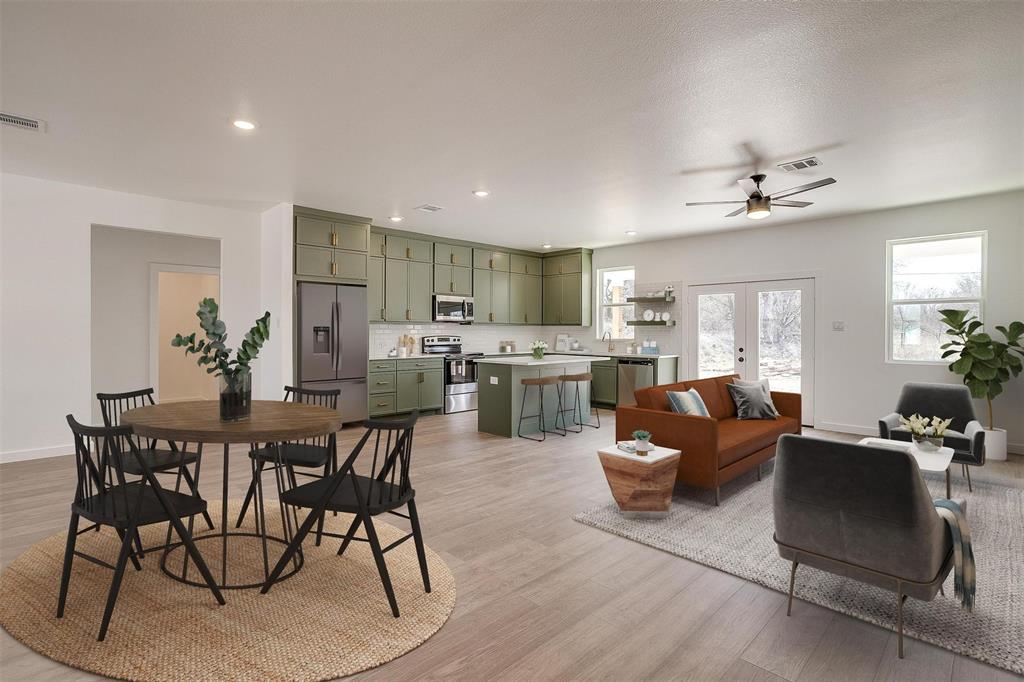 209 Lanai Drive Property Photo 4
