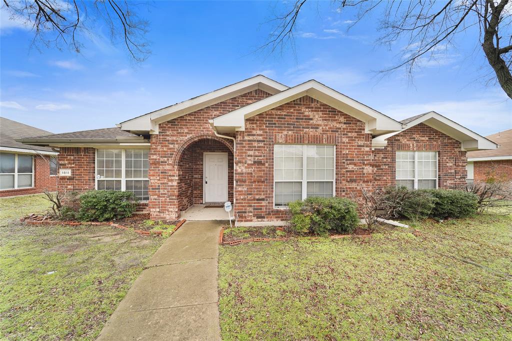 1811 Giddings Court Property Photo