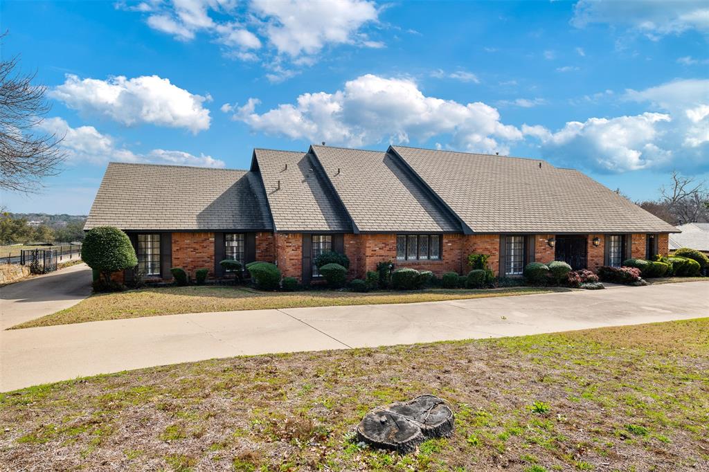 1421 Westover Lane Property Photo