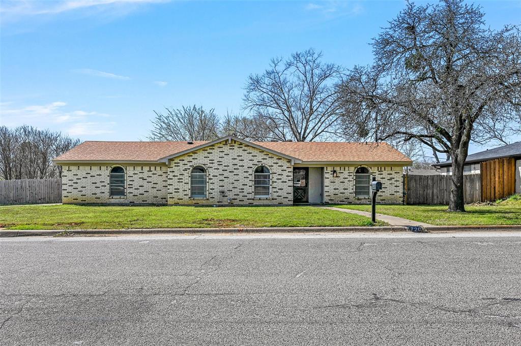 720 Simpson Terrace Property Photo