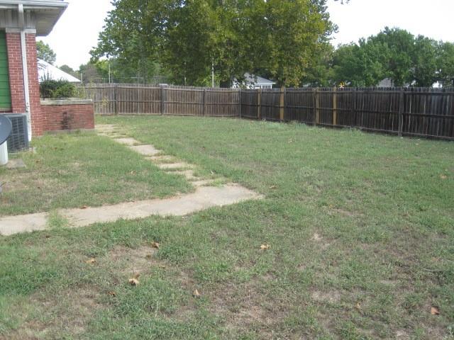 801 W Lillie Property Photo 13