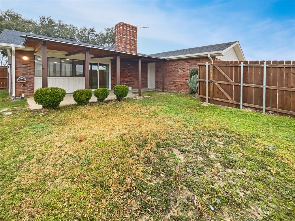 3806 Star Trek Lane Property Photo 8