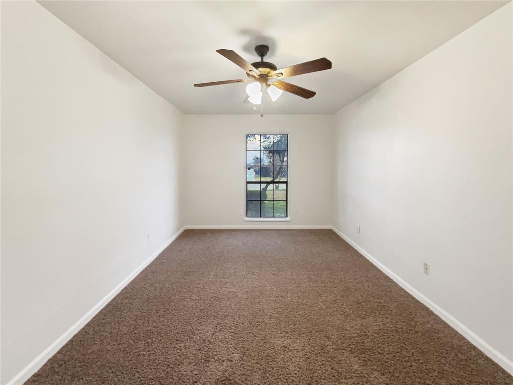 3806 Star Trek Lane Property Photo 13