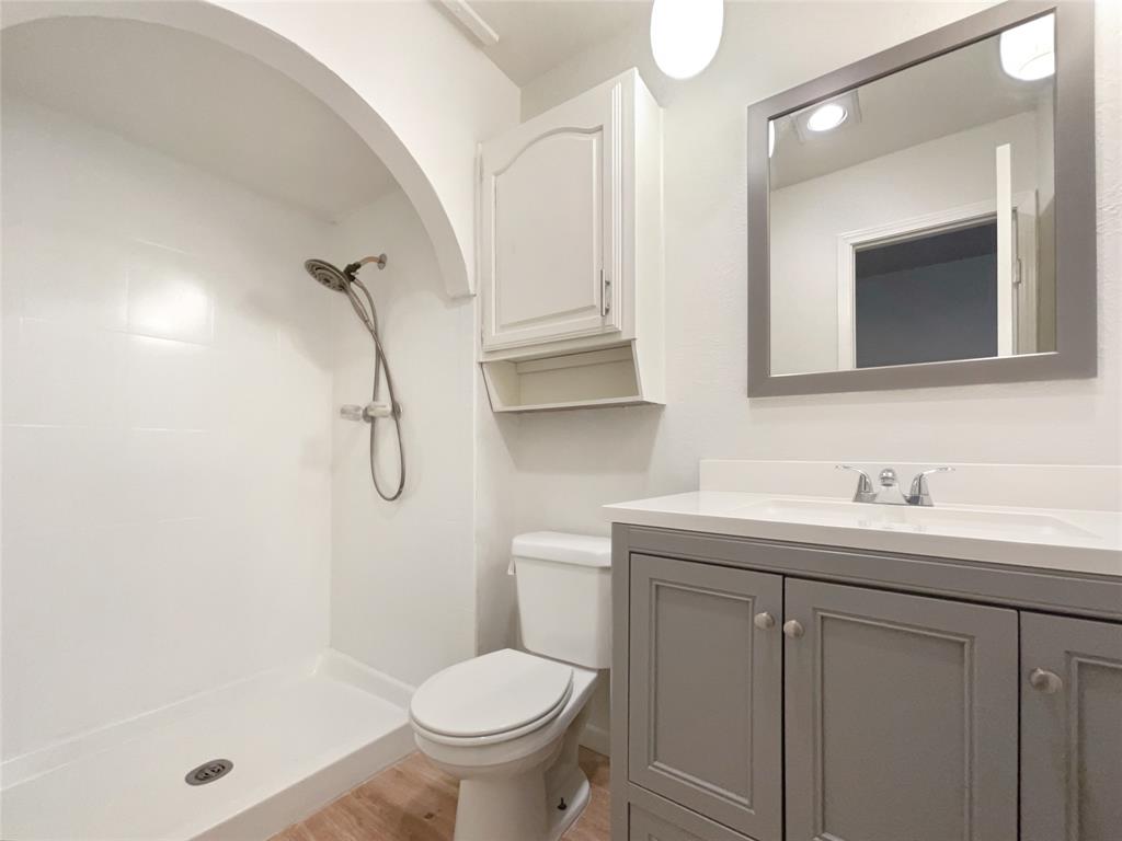 3806 Star Trek Lane Property Photo 14