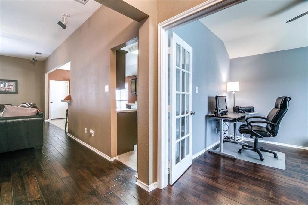 110 Brookshore Drive Property Photo 3