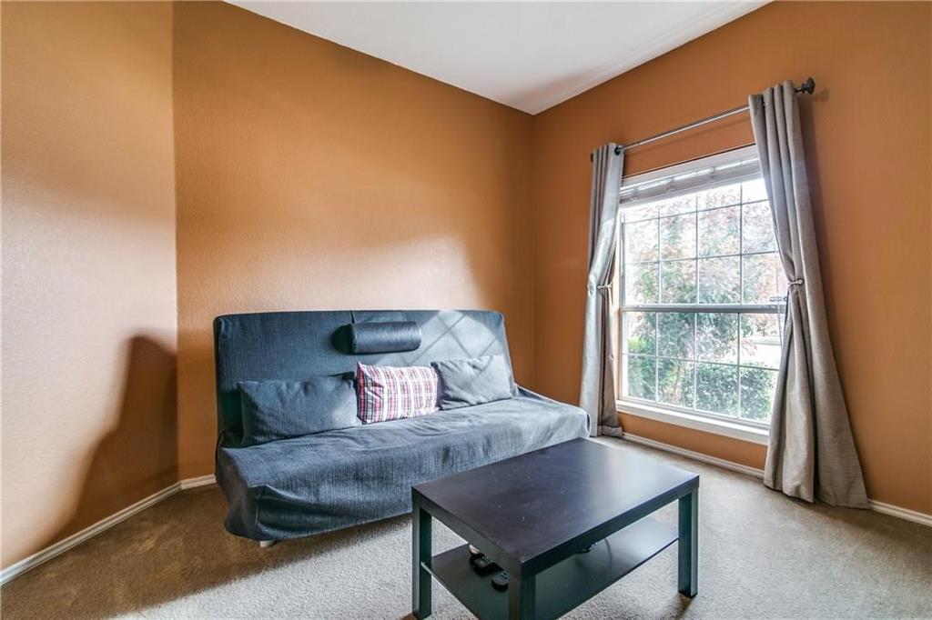 110 Brookshore Drive Property Photo 5