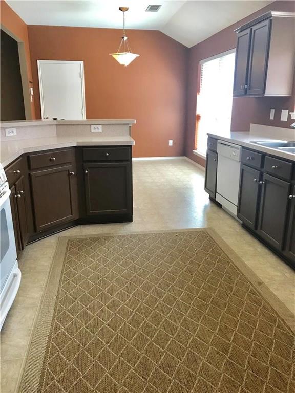 110 Brookshore Drive Property Photo 8