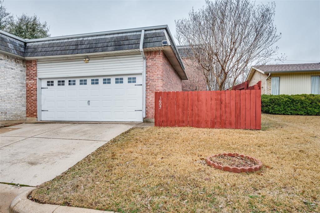 1607 Wilson Road Property Photo