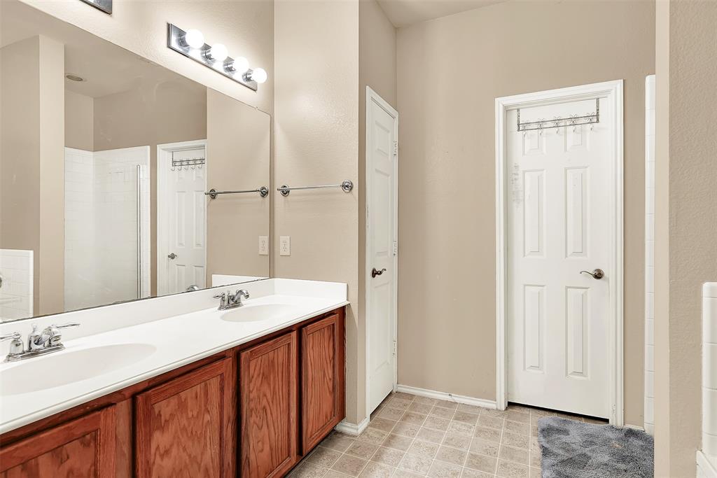 1321 Iron Horse Street Property Photo 14