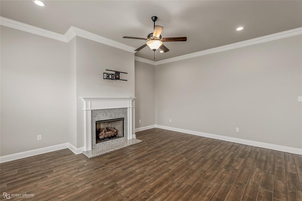 370 Coppice Place Property Photo 13