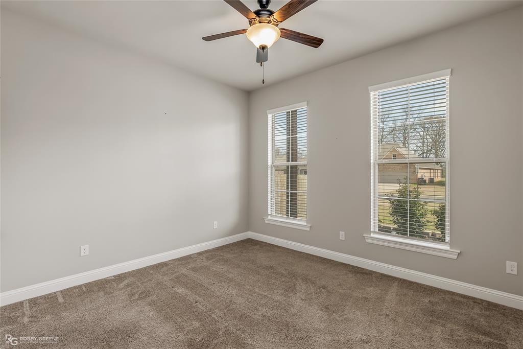 370 Coppice Place Property Photo 15