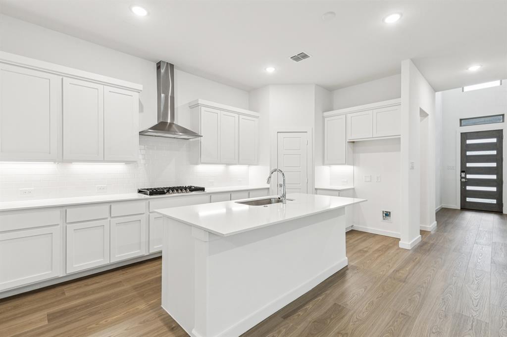 1900 Palmetto Road Property Photo 6