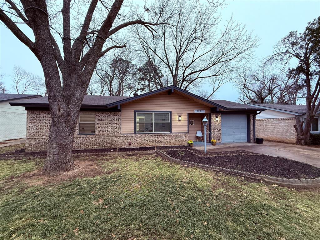 2212 Hackberry Drive Property Photo