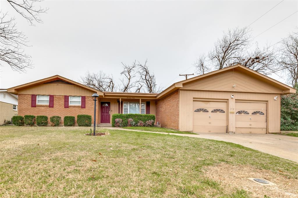 1712 N Edgewood Terrace Property Photo