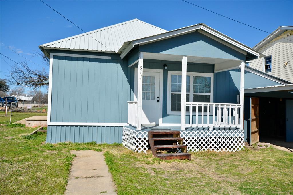 1312 7th Property Photo