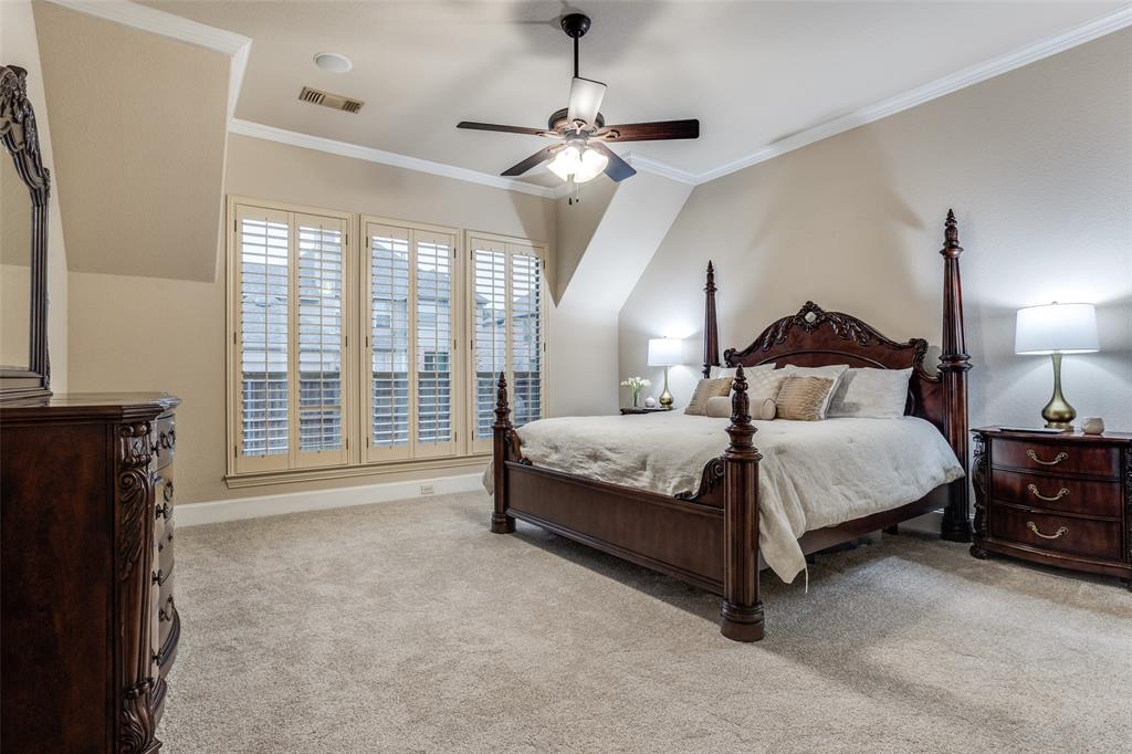 922 Birdsong Drive Property Photo 14