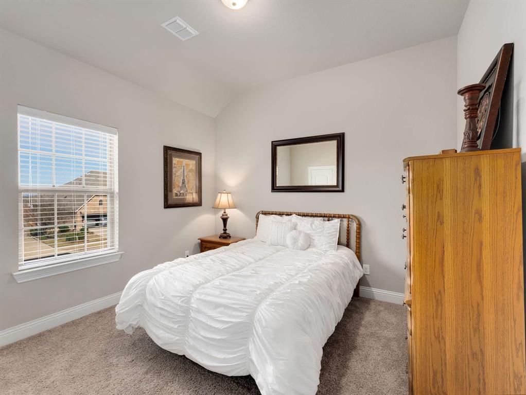 9908 Pikes Peak Place Property Photo 25