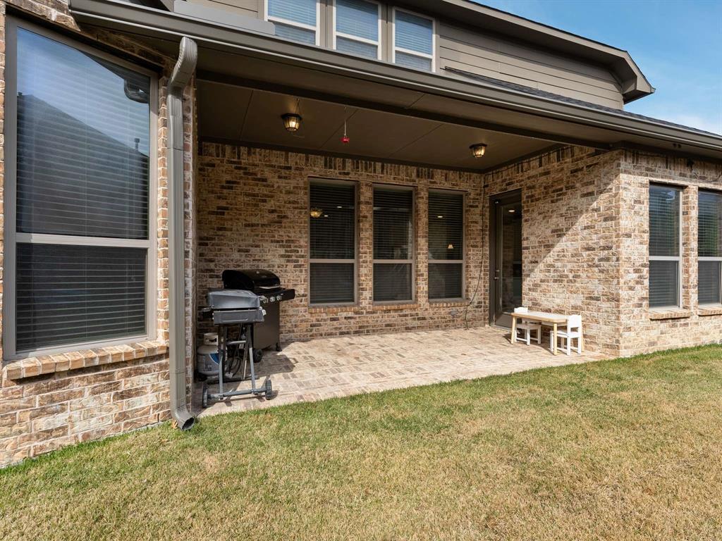 9908 Pikes Peak Place Property Photo 29