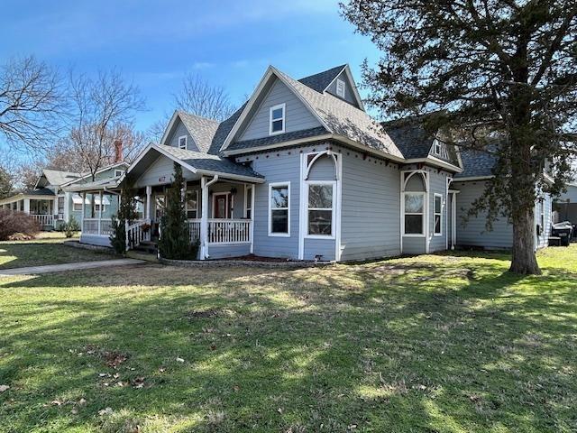 417 W Grand Street Property Photo